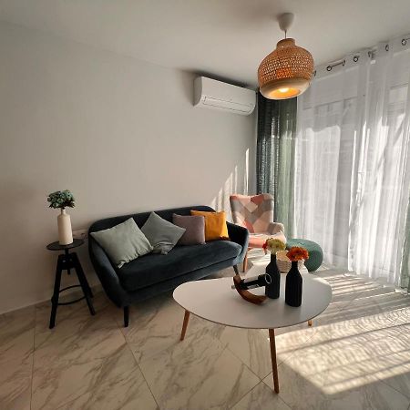 Casa De Tres Hermanos In The Heart Of 아테네 외부 사진